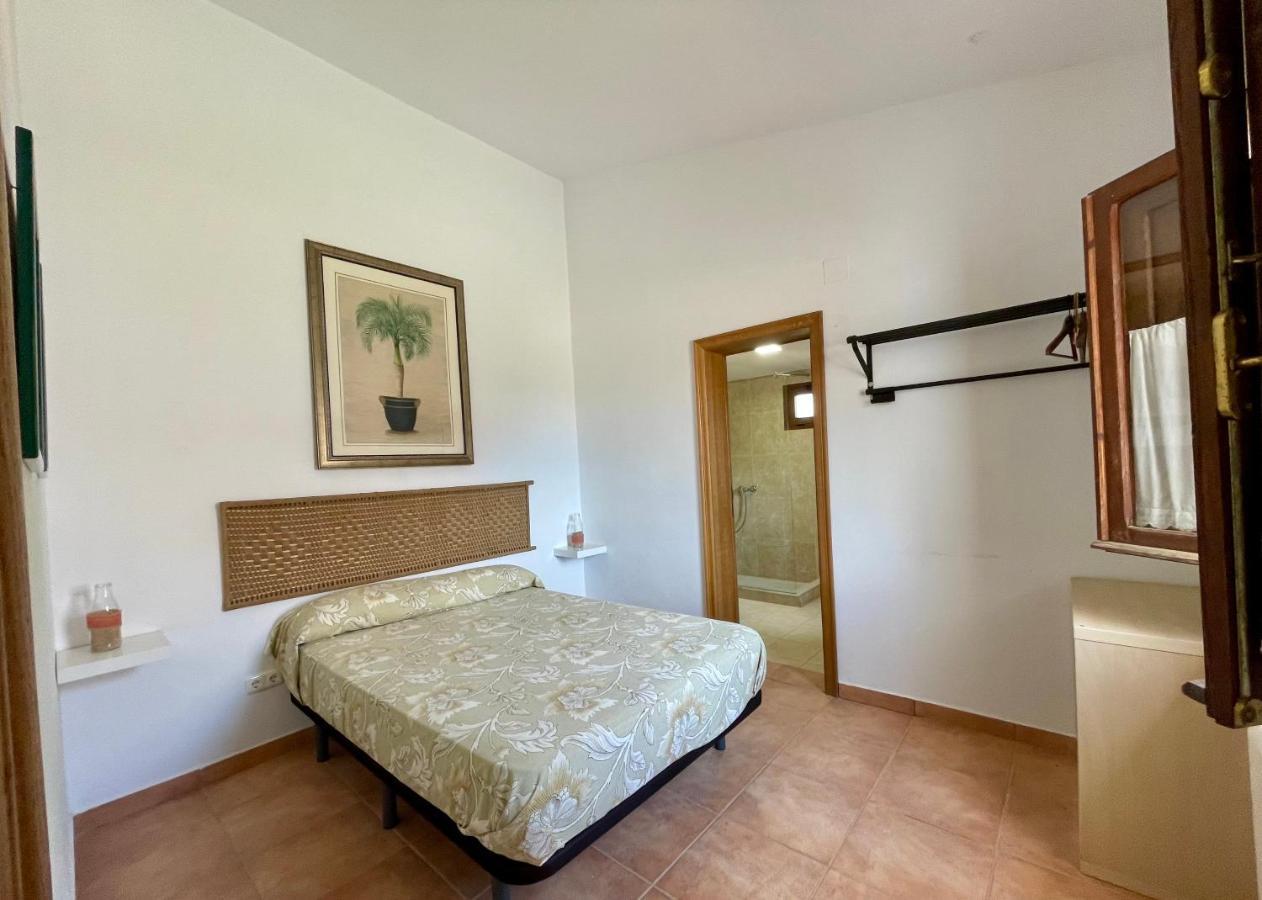 Santa Marta Complejo Rural Con Pista De Padel Guest House Archidona Ngoại thất bức ảnh