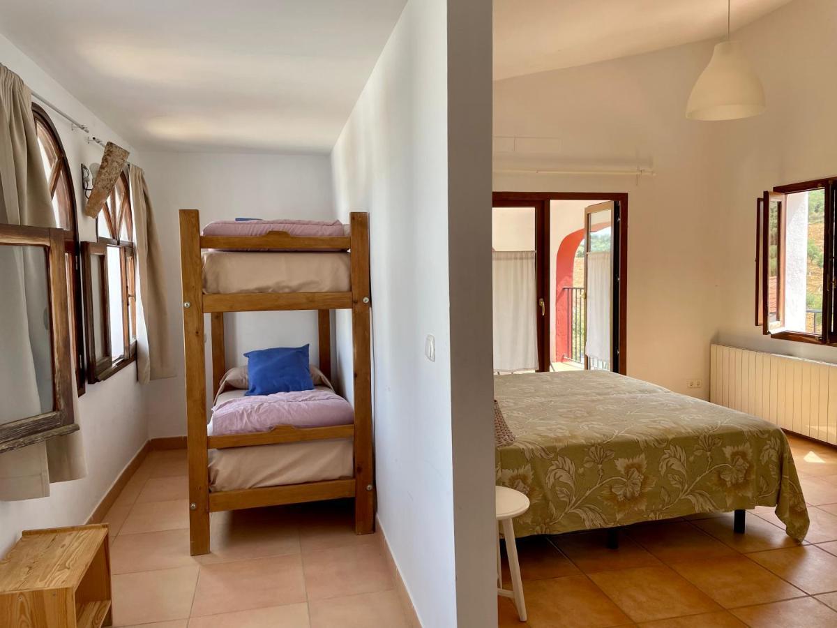 Santa Marta Complejo Rural Con Pista De Padel Guest House Archidona Ngoại thất bức ảnh