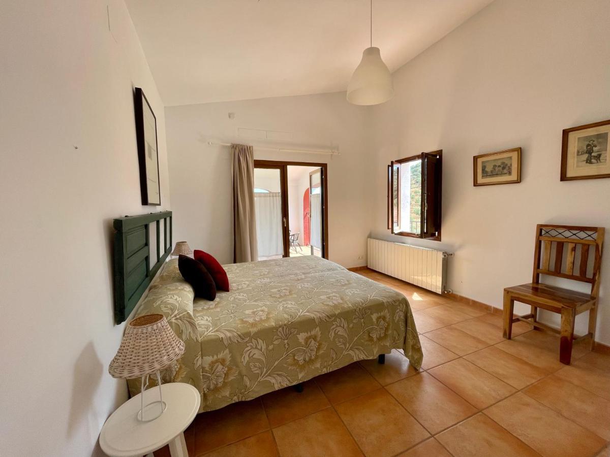 Santa Marta Complejo Rural Con Pista De Padel Guest House Archidona Ngoại thất bức ảnh