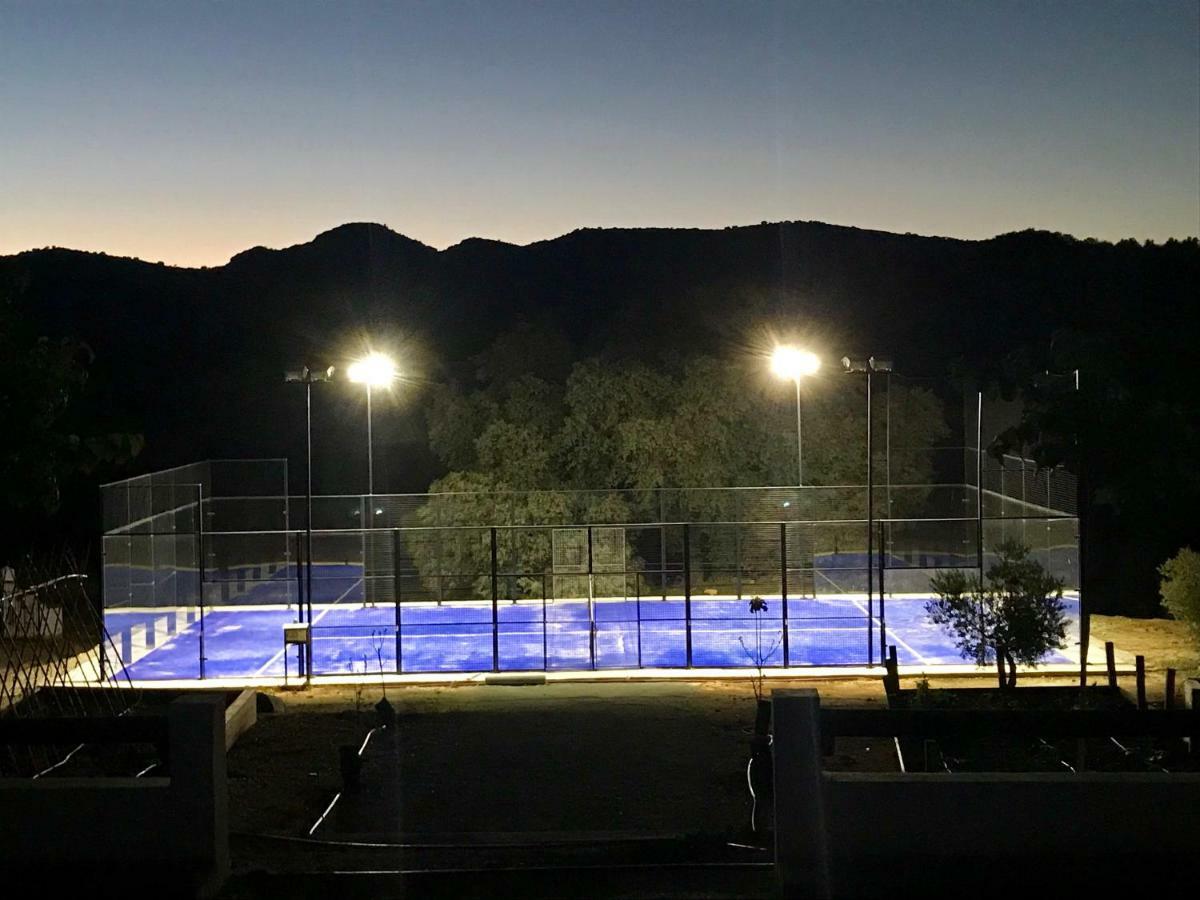 Santa Marta Complejo Rural Con Pista De Padel Guest House Archidona Ngoại thất bức ảnh